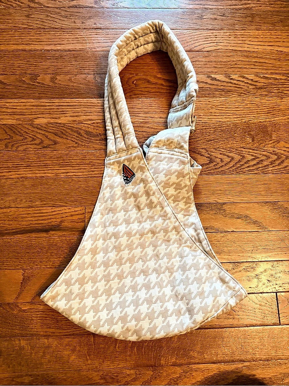 Mabe Monarch Toddler Sling Houndstooth Toddler Sling in Cream & Brown NWT